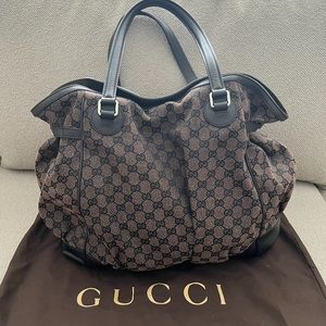 Gucci Shoulder Bag W/Dustbag